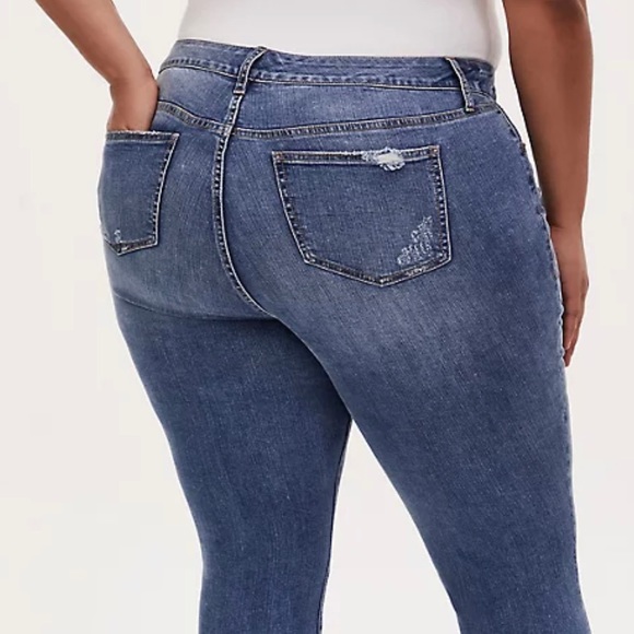 TORRID Feel the Fit Mid Rise Jeans 20R - Picture 2 of 6
